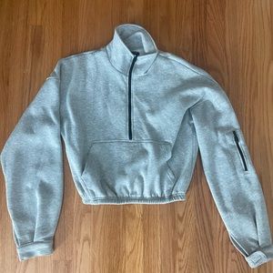 Pretty Little Thing Crop Sweatshirt